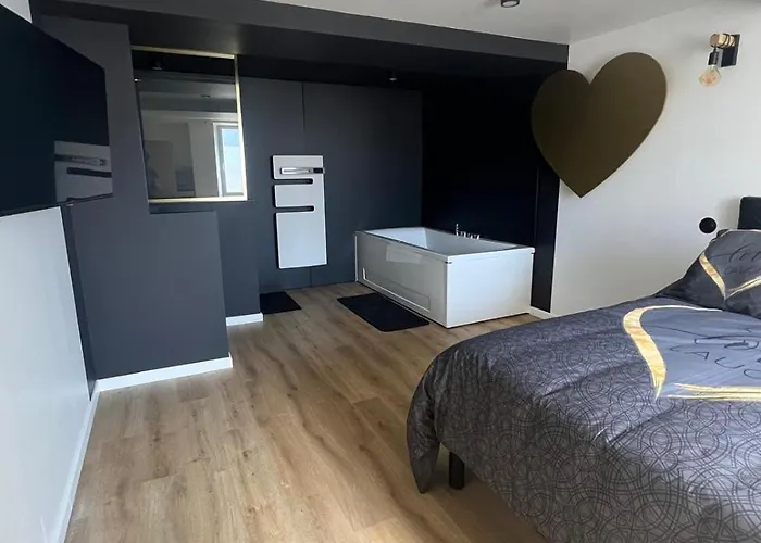 Appartement Avec Balnéo Argentonnay